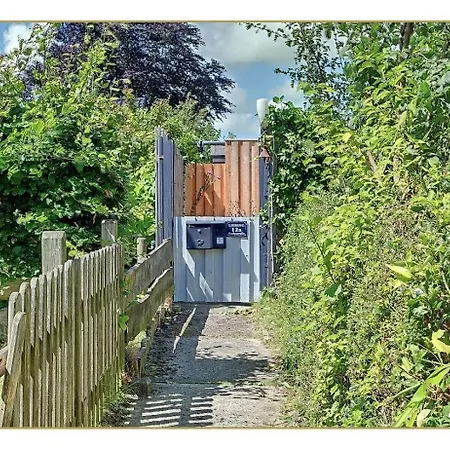 Haus Foehroase *